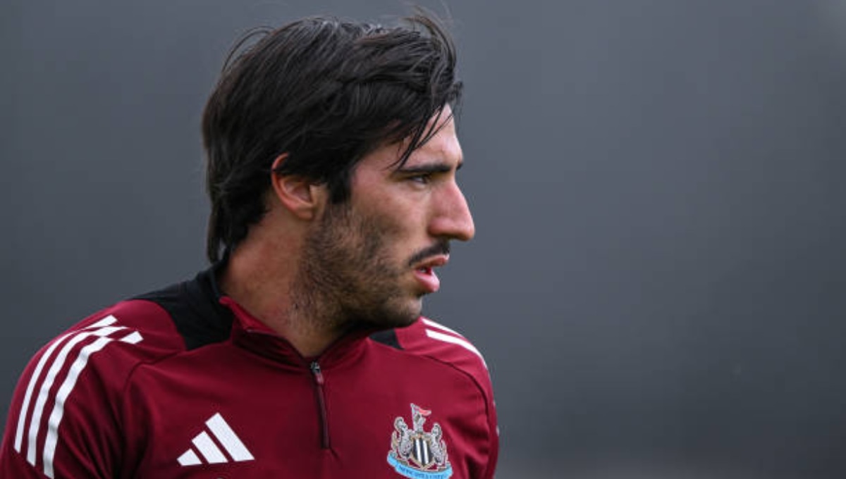 Diez meses después: Sandro Tonali vuelve a Newcastle tras sanción por apuestas