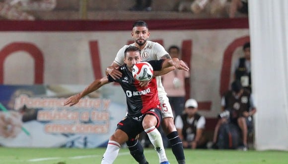 ¡En lo más alto del Apertura! Universitario derrotó 2-0 a Melgar en el Monumental