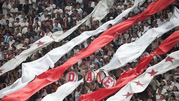 No importa el horario laboral: Universitario vendió más de 40 mil entradas para partido con Botafogo