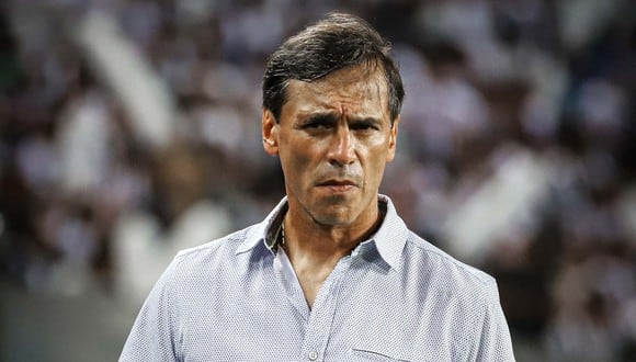 Bustos sobre Dorregaray: “Considero que la campaña no depende de un jugador, sino del grupo”