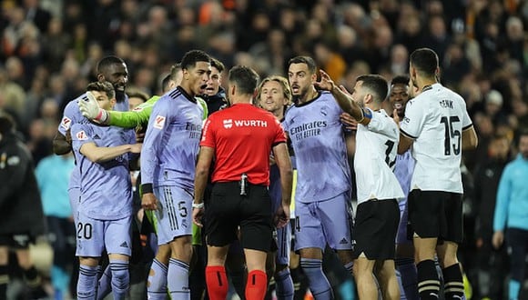 Ve que LaLiga peligra: Real Madrid y el porqué culpa al Barcelona de arbitrajes